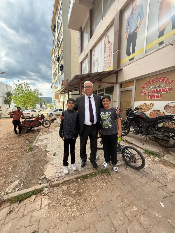 BAŞKAN İKİZER ESNAF ZİYARETLERİNİ SÜRDÜRÜYOR