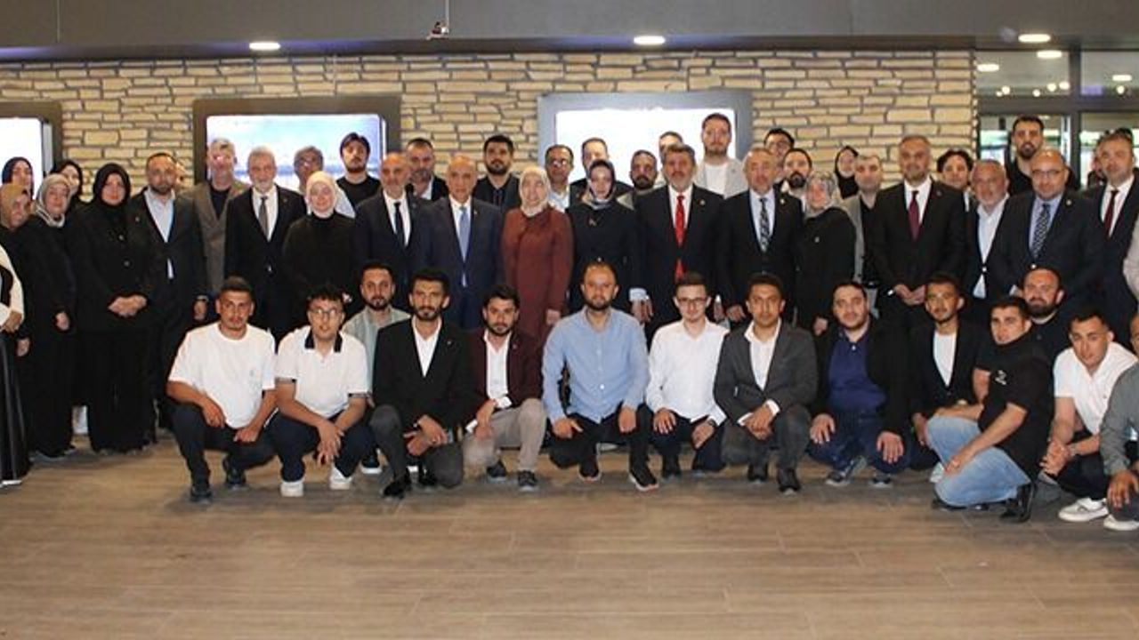 AK Parti Dulkadiroğlu Teşkilatından Aile Buluşması