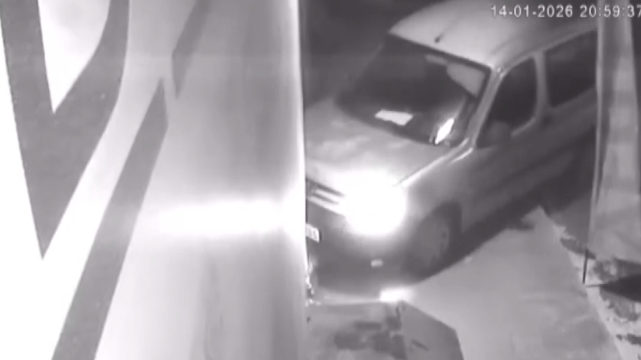 Direksiyon başında kalp krizi geçiren sürücü öldü