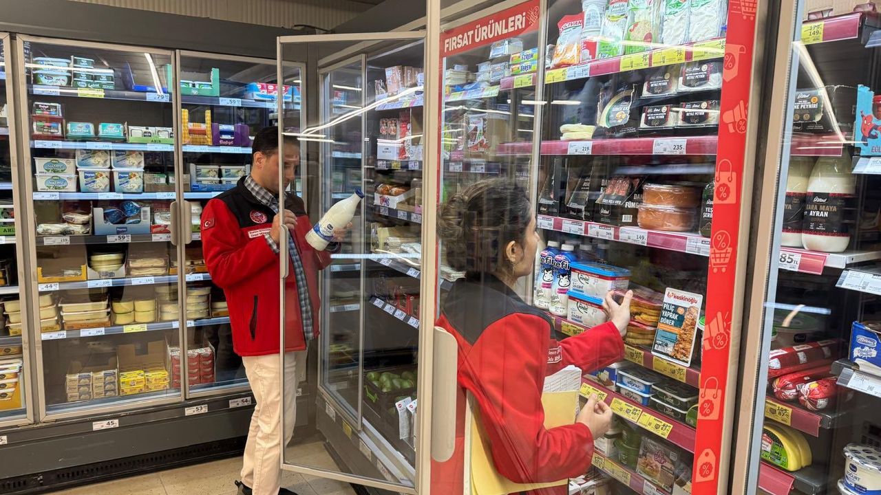 Kahramanmaraş’ta Bayram Öncesi Tatlı ve Şekerleme Üreticileri Mercek Altında