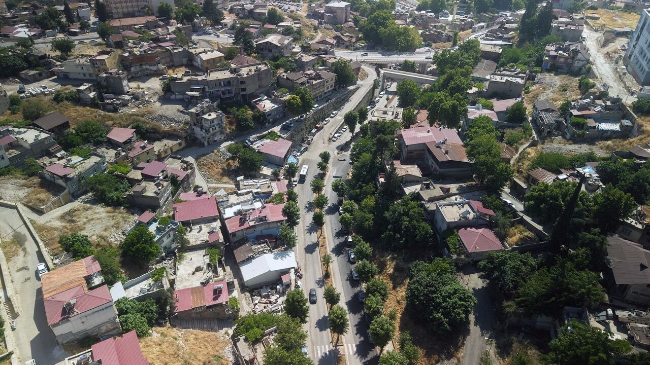 Kahramanmaraş'ta Kanlıdere Caddesi için tarihi dönüşüm projesi ve vatandaş anketi başlatıldı