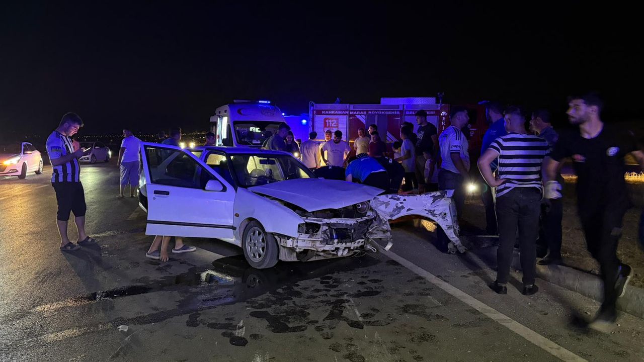 Kahramanmaraş’ta Otomobiller Çarpıştı: 10 Yaralı