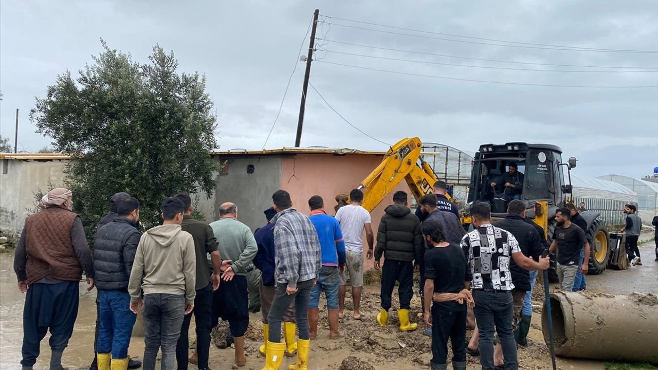 Oyun oynarken kanala düşen 3 yaşındaki çocuk hayatını kaybetti